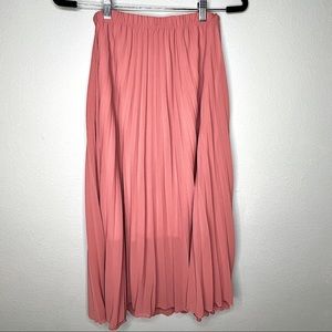Pink Pleated Tea Length Skirt with Slip - M